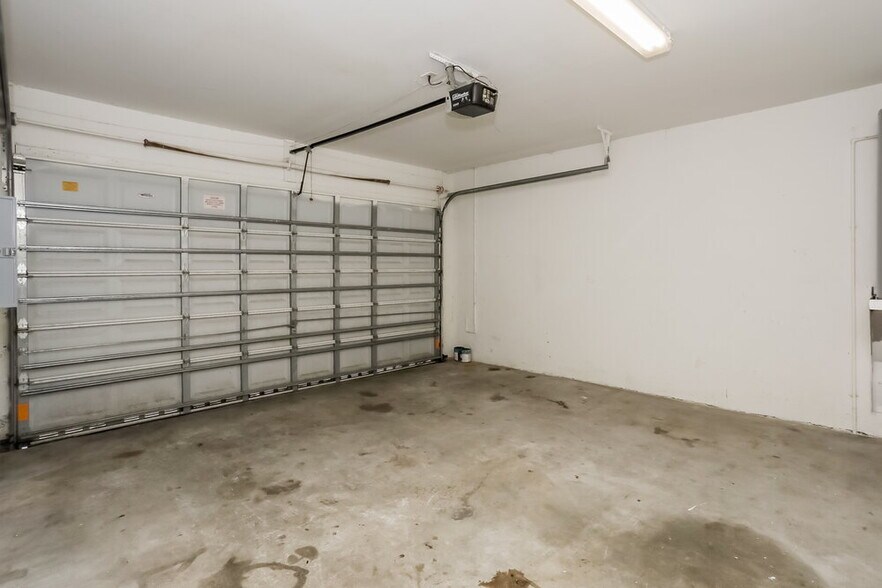 Building Photo - 11108 SW 243rd Ln