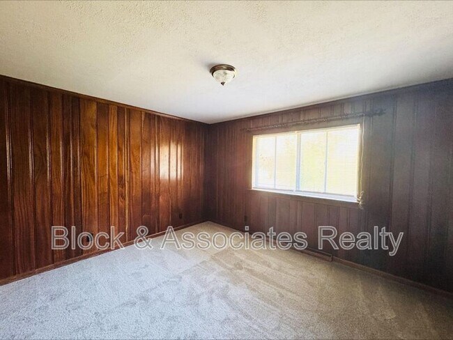 Building Photo - 711 N Fayetteville St