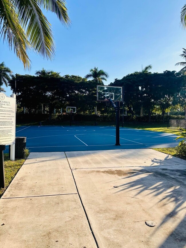 Building Photo - 5200 Rising Comet Ln