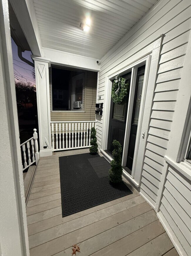 Building Photo - 114 Overlook Ave