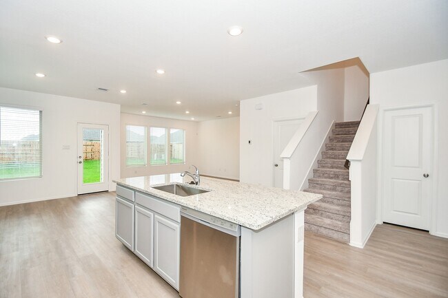 Building Photo - 5240 Pine Pass Dr