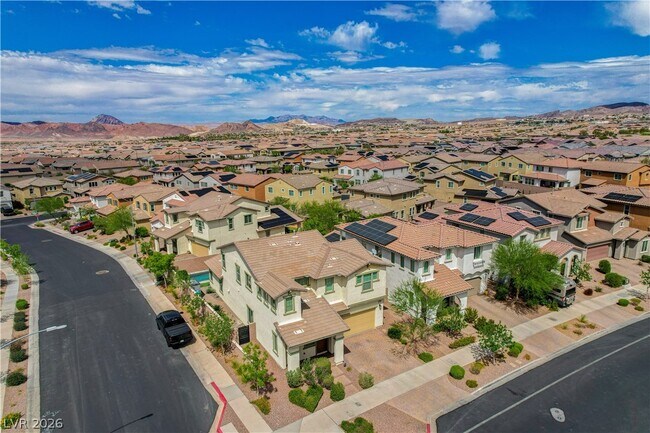 Building Photo - 276 Homeward Way