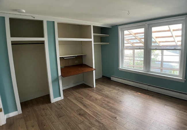 Bedroom #2 (ground floor) - 7 Woolerton St