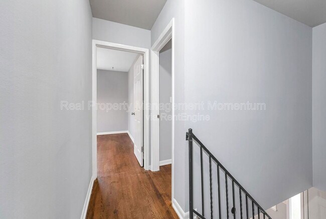 Building Photo - 603 E Greenwood St