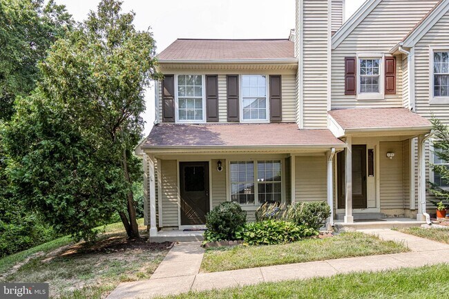 Building Photo - 8624 Venoy Ct