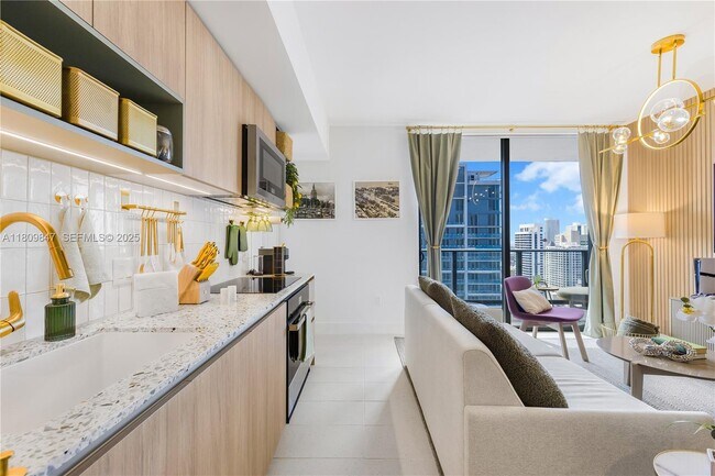 Building Photo - 159 NE 6th St