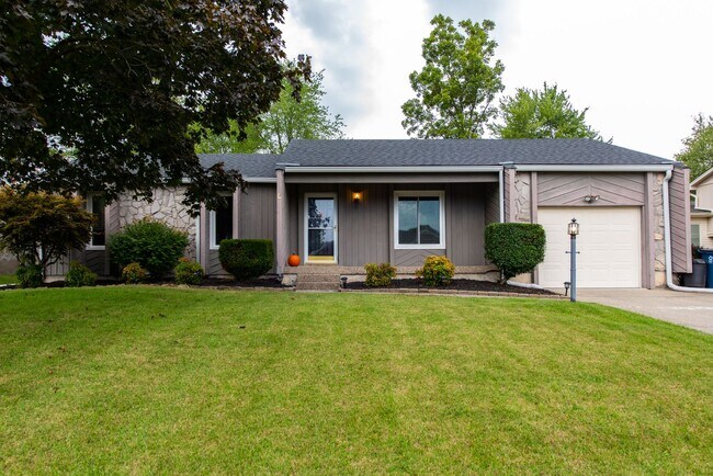 Building Photo - Awesome ranch home in Farmgate Subdivision