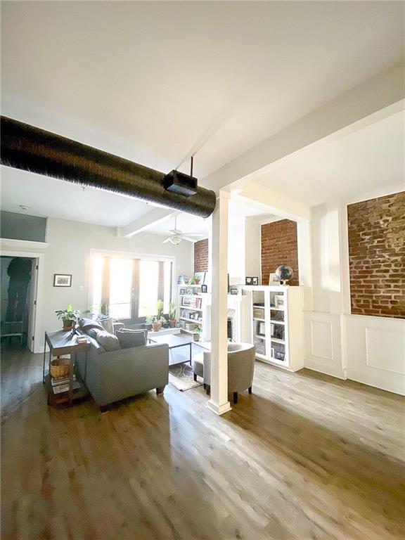 Building Photo - 360 Dauphin St