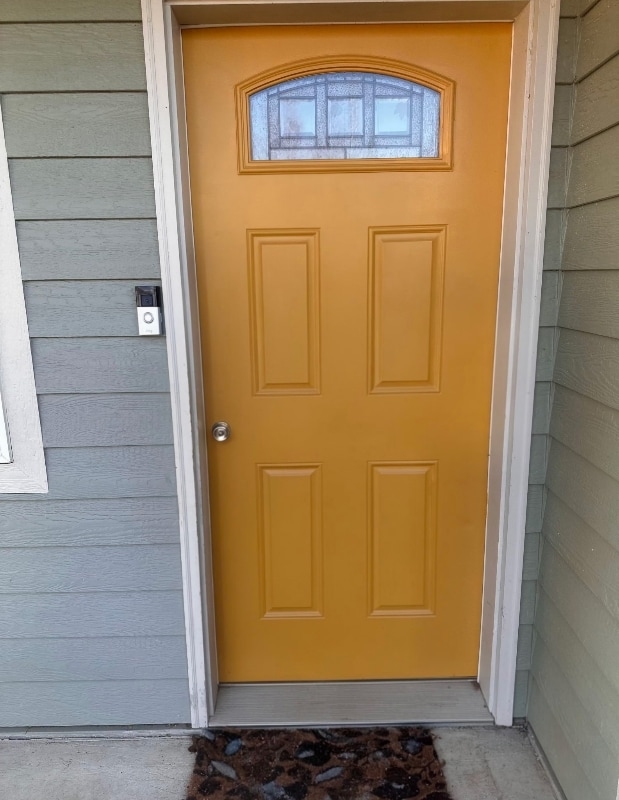 Building Photo - 15840 W Hess Ln