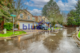 Building Photo - 17033 SW Red Leaf Pl