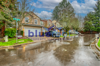 Building Photo - 17033 SW Red Leaf Pl