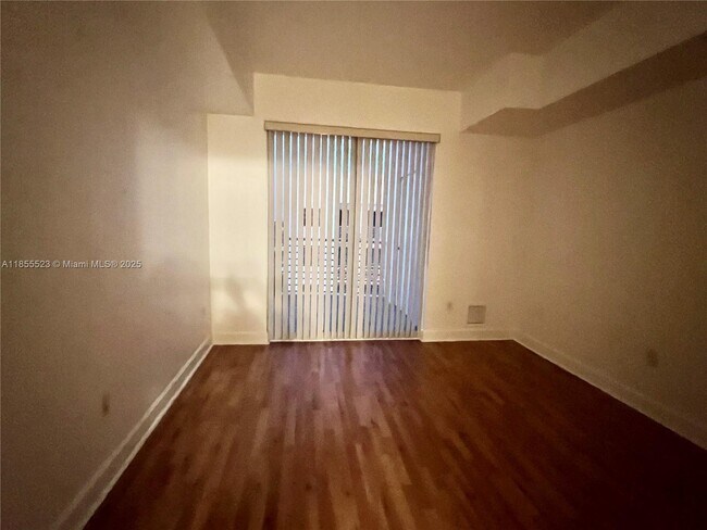Building Photo - 1830 Radius Dr