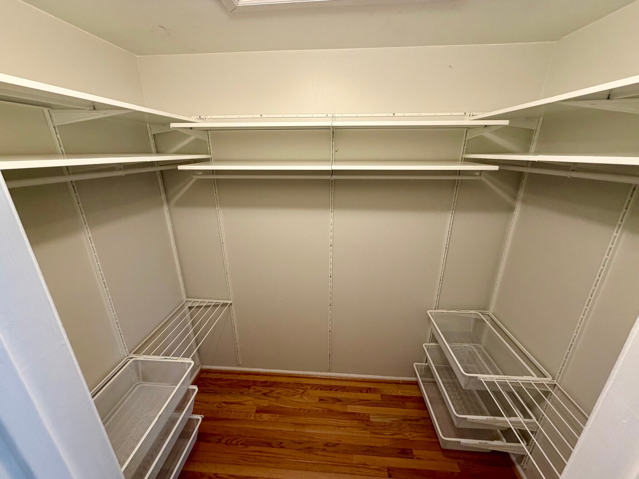 Building Photo - 15 Gallo Ct