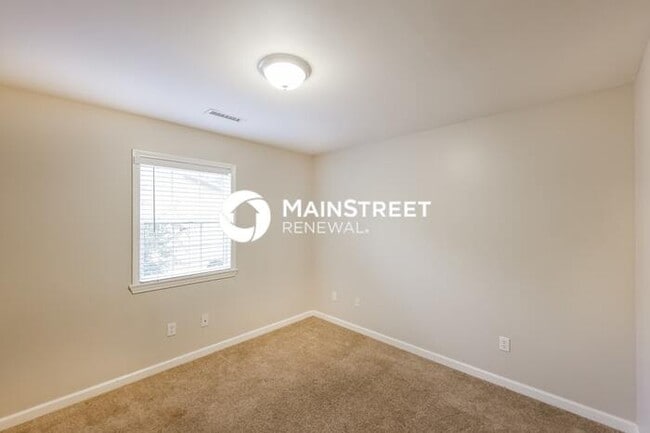 Building Photo - 3 Bedroom Pet-Friendly Home in Bessemer, A...