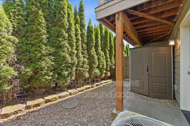 Building Photo - 13086 SW Aubergine Ter