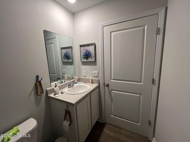 Building Photo - 115 Cleat Dr