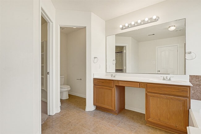 Building Photo - 5010 Dartmoor Ridge Trail