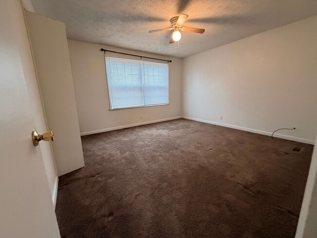Building Photo - 46 Dantley Dr
