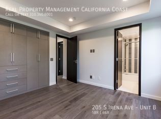 Building Photo - 205 S Irena Ave
