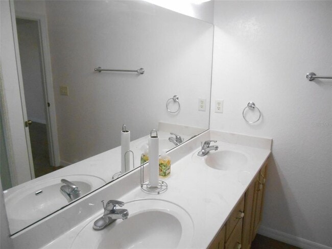 Building Photo - 17472 SE 121st Cir