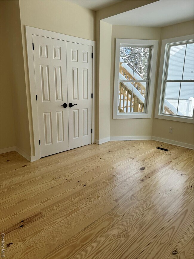 Building Photo - 14 Orchard St