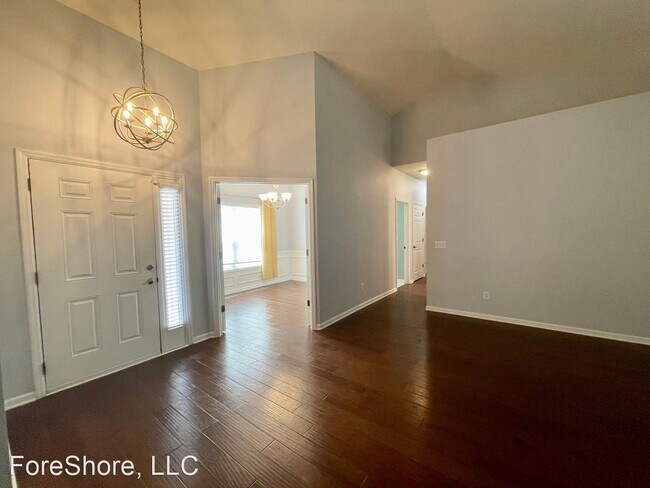 Building Photo - 3 br, 2 bath House - 16 Wyndham Dr.