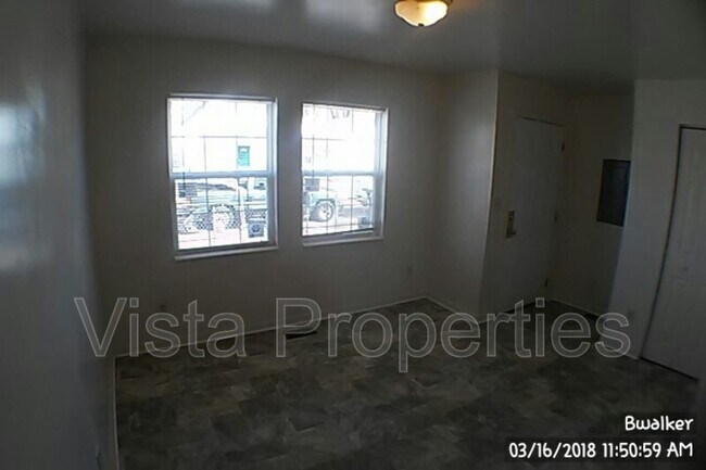 Building Photo - 420 Marret Ave