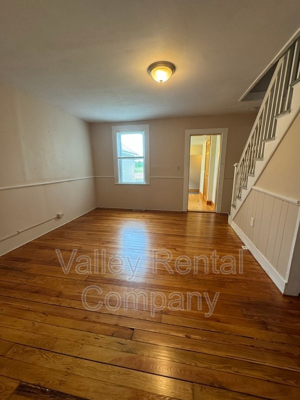 Building Photo - 46 Old Amherst Rd