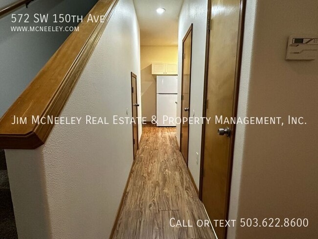 Building Photo - 572 SW 150th Ave