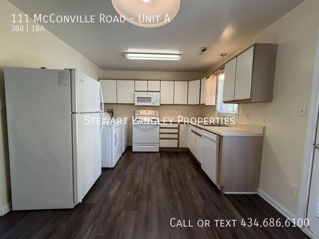 Building Photo - 111 McConville Rd