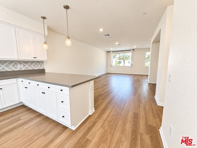 Building Photo - 14057 Ruby Ln