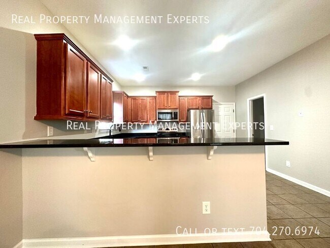 Building Photo - 14221 Lake Crossing Dr