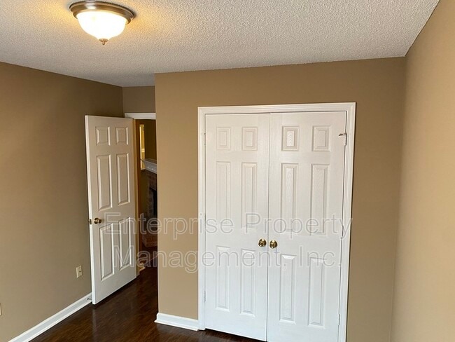 Building Photo - 6496 Amberwood Cove