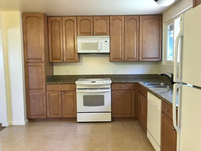 Building Photo - Delightful SSF 3 bed/2 bath Home