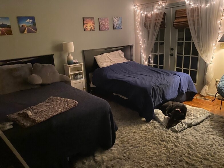 Master Room - 276 Crooked Creek Ln