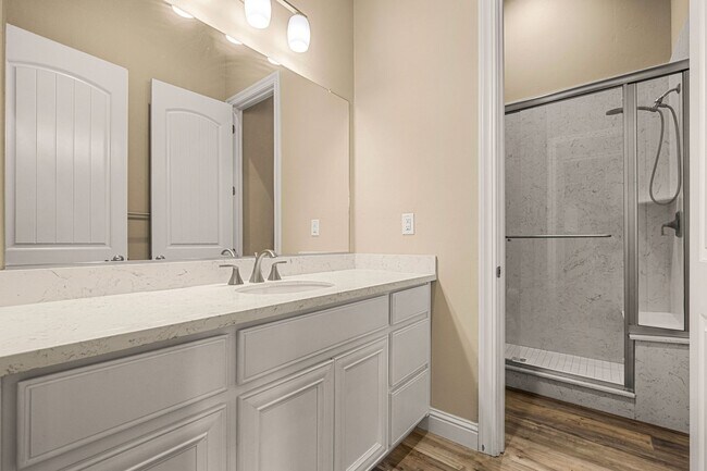 Building Photo - 4001 Reni Ct