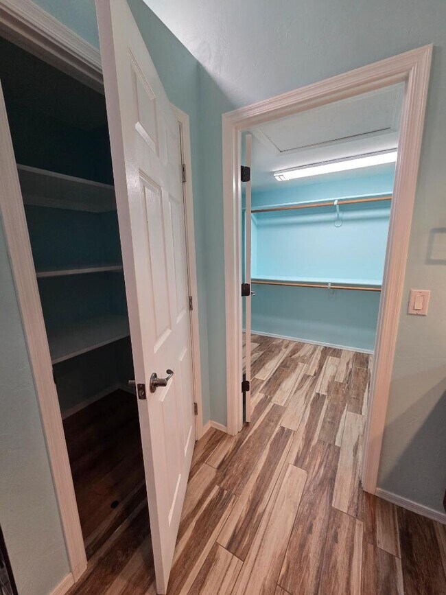 Building Photo - 10610 Garnet Sky Ct
