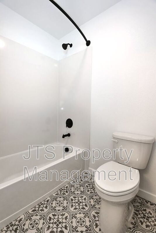 Building Photo - 4266 Aura Way