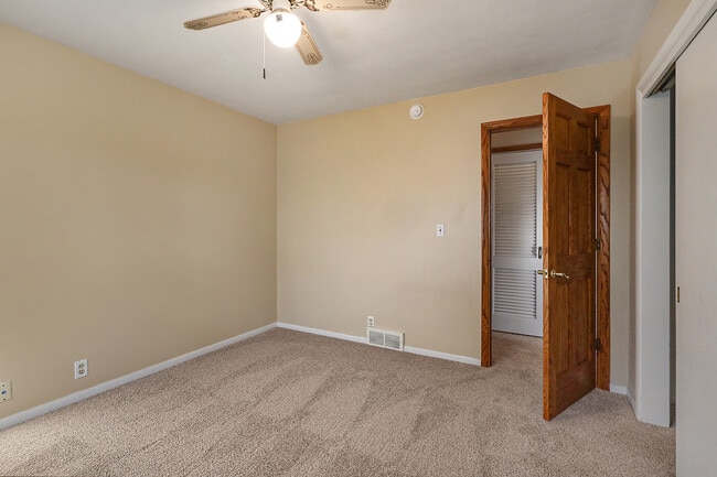 Building Photo - 1320 54th St SE