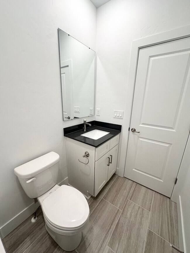 Building Photo - Luxury Townhome available now!