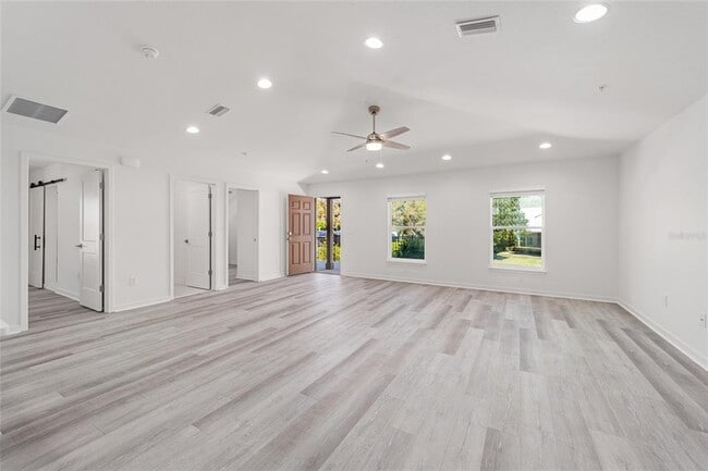 Building Photo - 4417 NW 74th Terrace