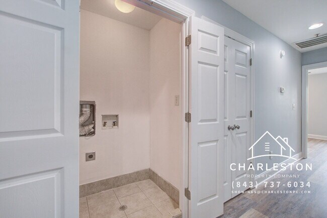 Building Photo - 4902 Lake Palmetto Ln