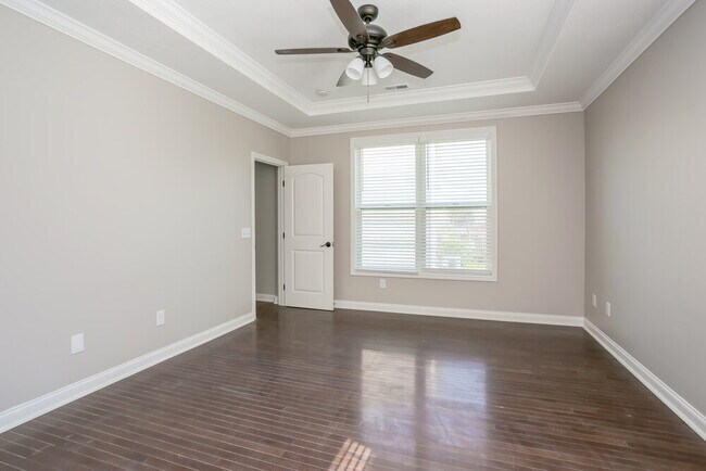 Building Photo - 7172 Serenoa Dr