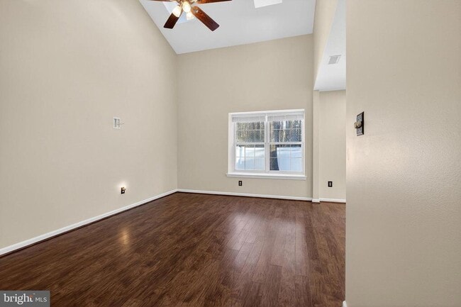 Building Photo - 51 Mecouch Dr