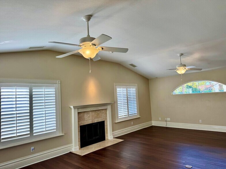 Building Photo - 28825 Corte Suerte