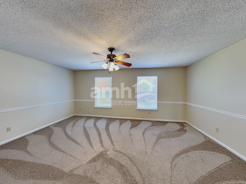 Building Photo - 1722 Brassica Way