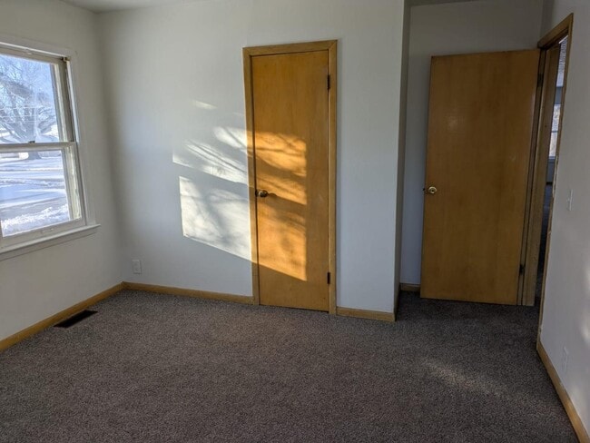 Building Photo - 2611 27th St