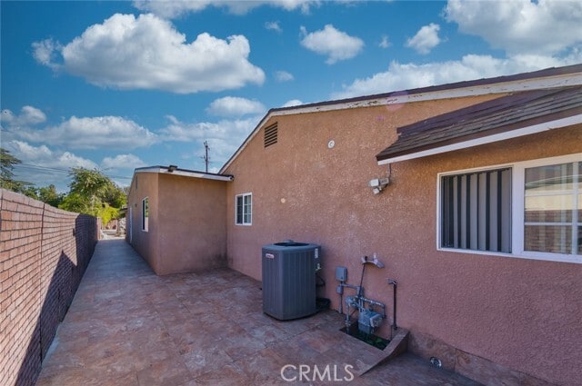 Building Photo - 814 Kellogg Ave