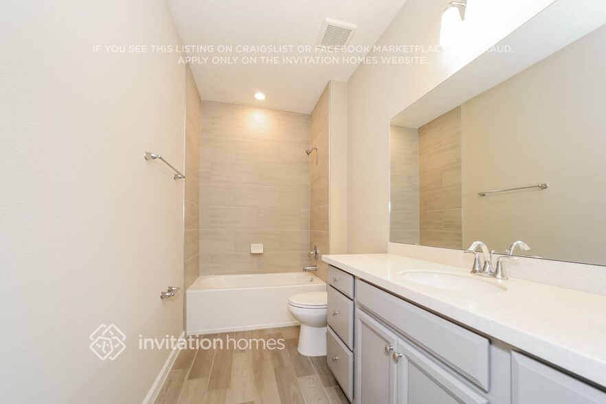 Building Photo - 11243 Oyster Creek Rd