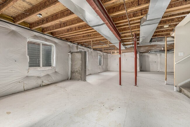 Building Photo - 3455 Grove St